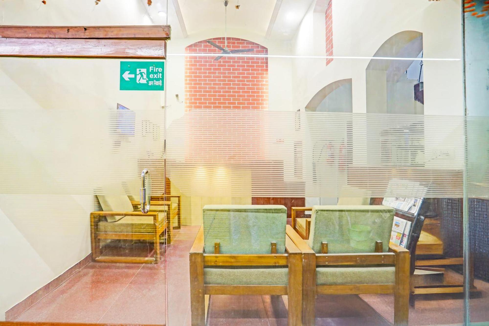 Super Hotel O Jaistambh Chowk Formerly Guru Kirpa Rāipur Exterior foto